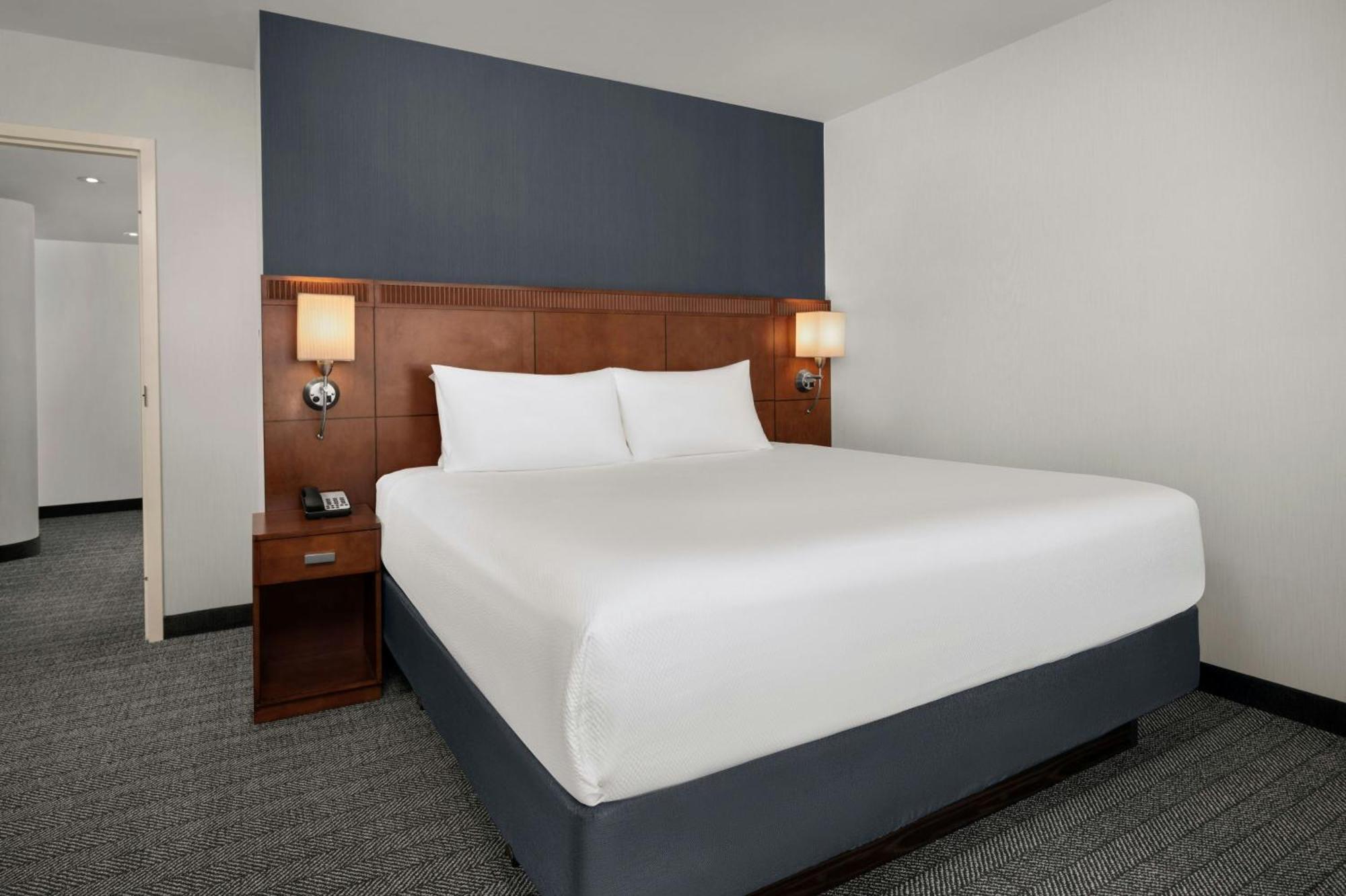 Courtyard By Marriott Halifax Downtown Hotel Exterior foto